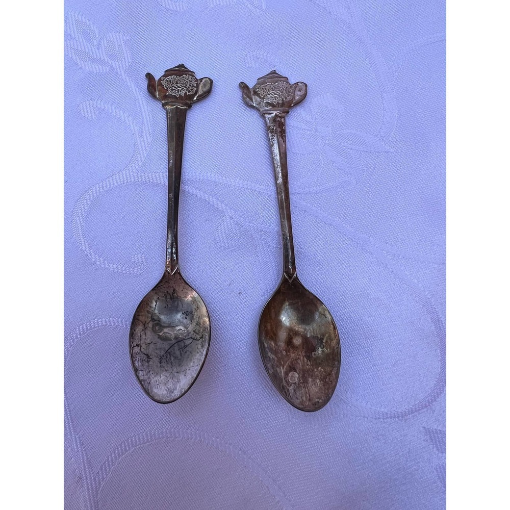Set of two miniature spoons